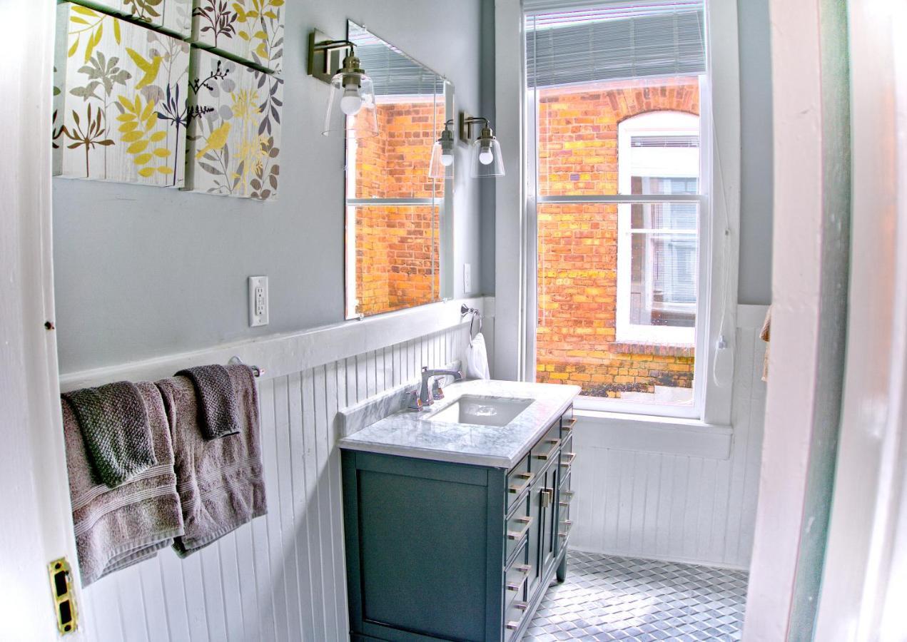 2 Bedroom Newly Renovated Townhome In Historic Savannah Ngoại thất bức ảnh