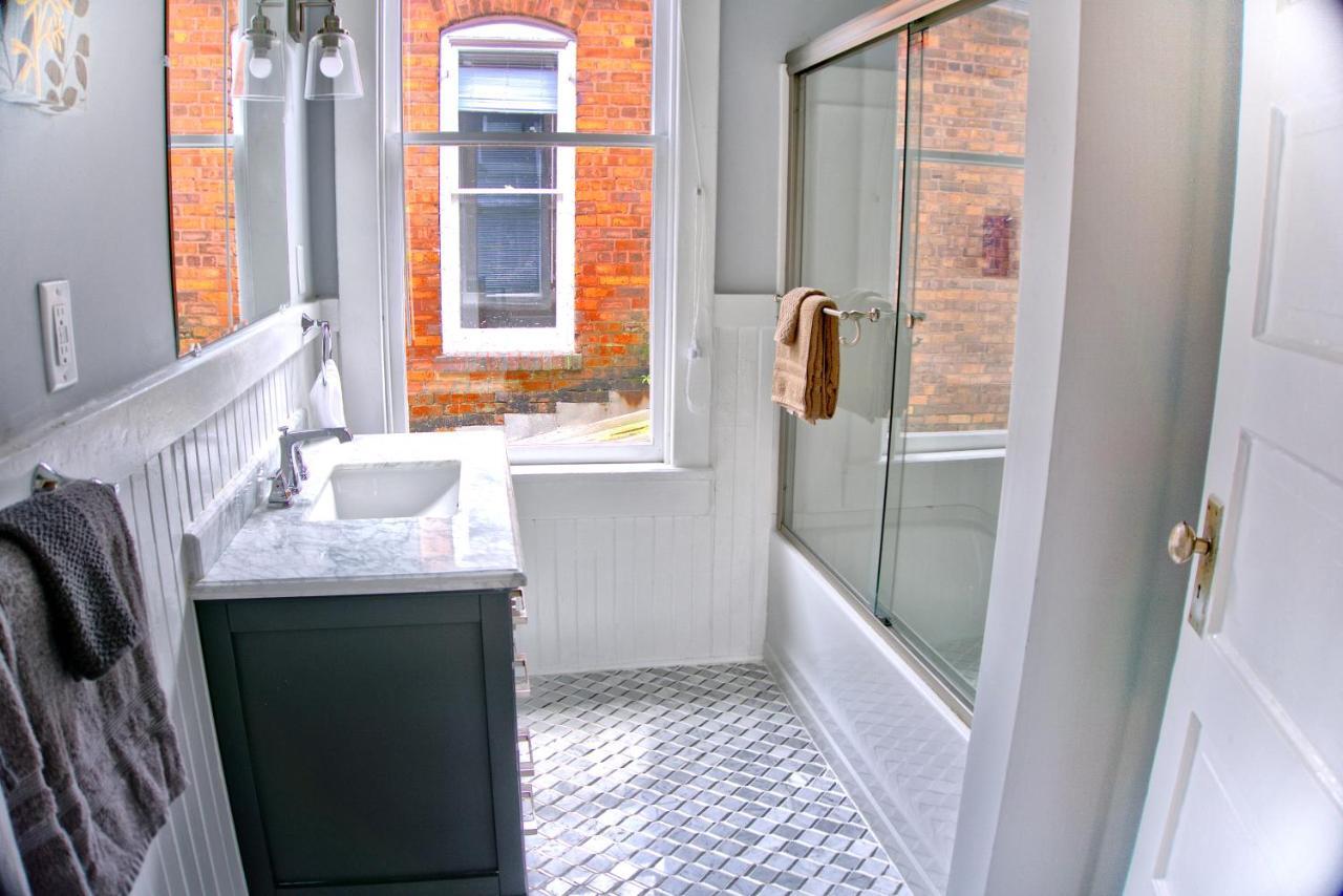2 Bedroom Newly Renovated Townhome In Historic Savannah Ngoại thất bức ảnh